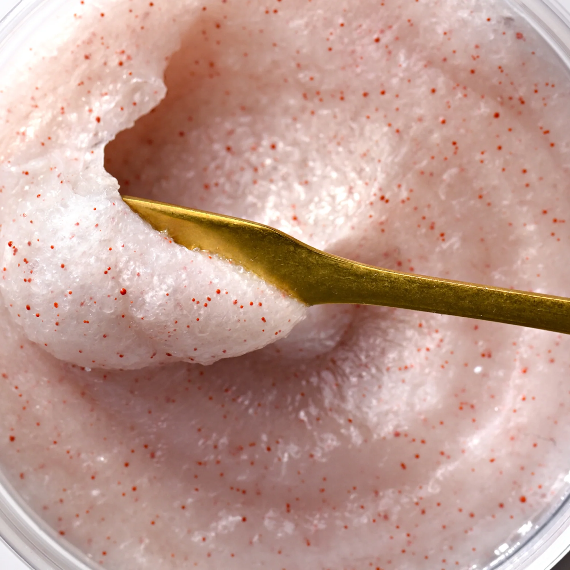 Davines SOLU Sea Salt Scrub Cleanser 250ml - Image 3