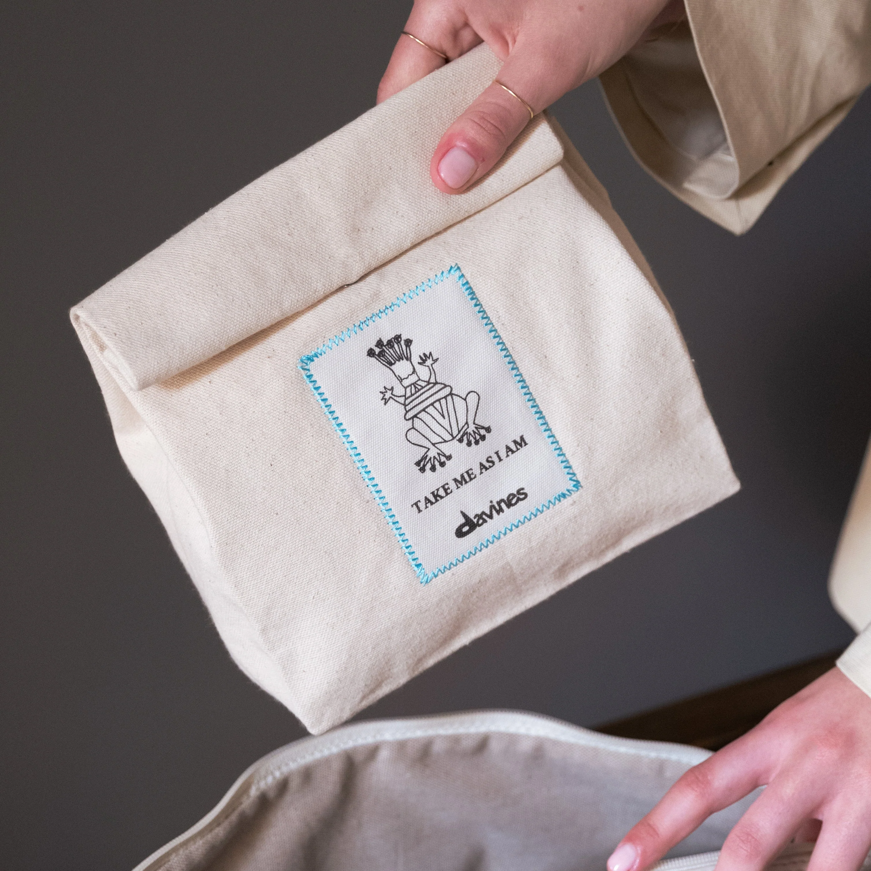 Davines Take Me As I Am Beauty Bag - Image 2