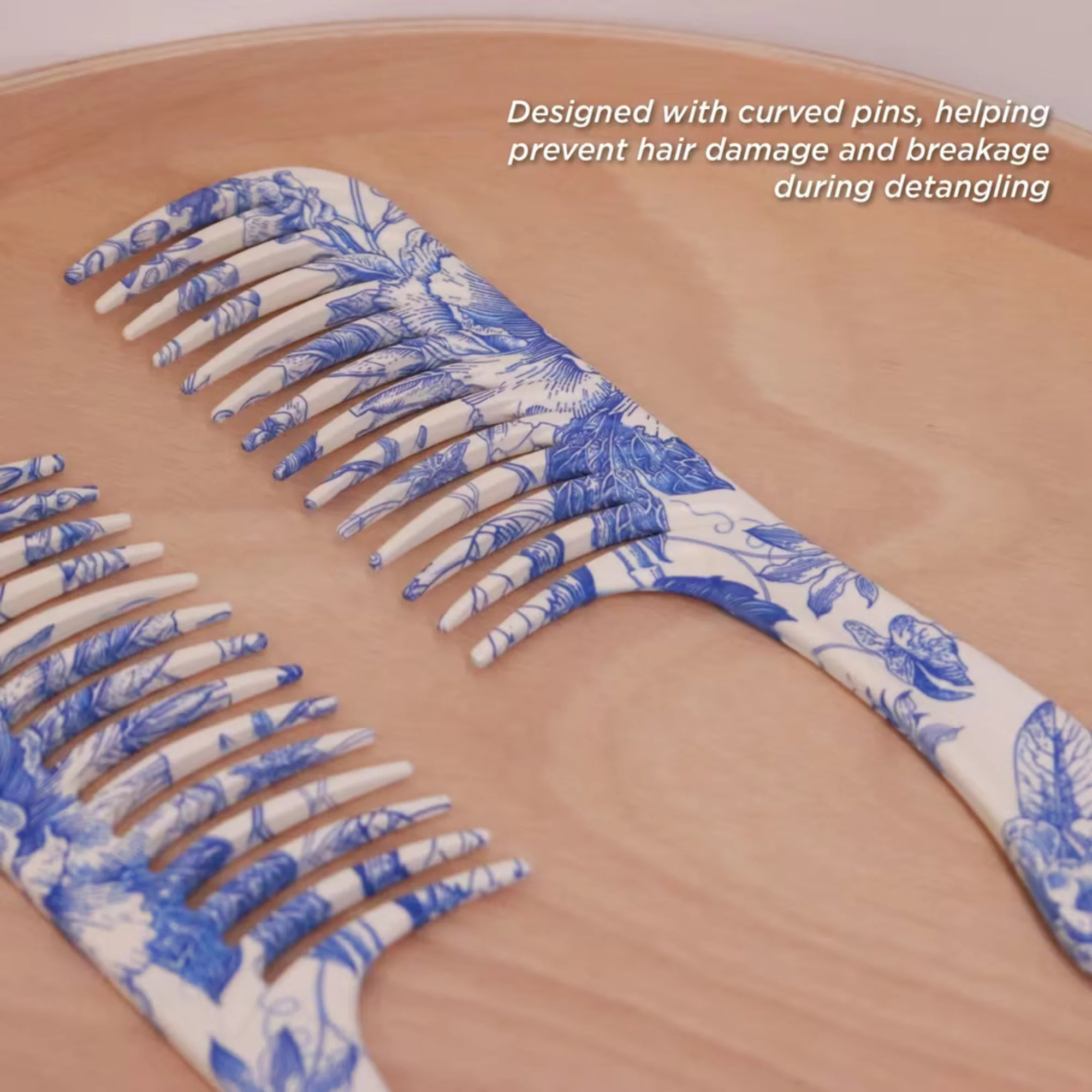 Denman D28 Deluxe Wide Tooth Detangling Comb - Blue Belle - Image 5
