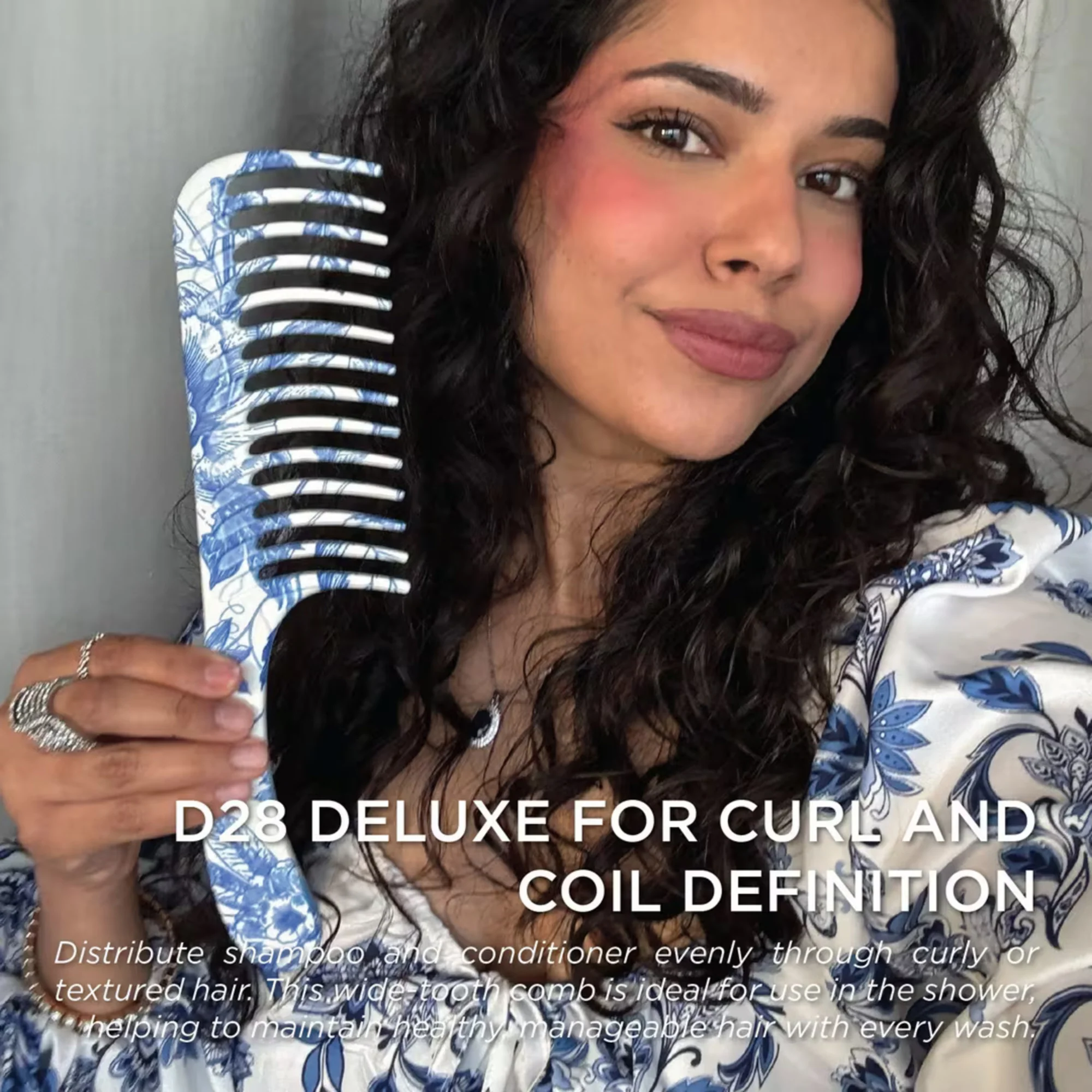 Denman D28 Deluxe Wide Tooth Detangling Comb - Blue Belle - Image 6