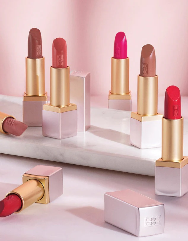 Elizabeth Arden Lip Color Lipstick - Image 12