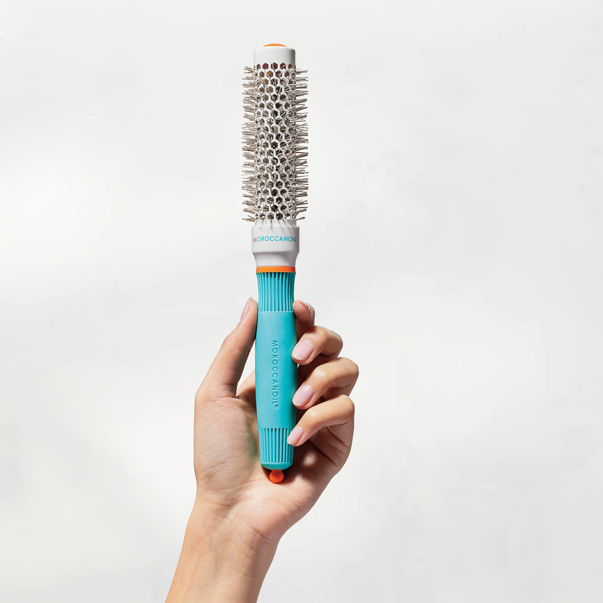 Moroccanoil Ceramic Brush Round 25mm - Image 2