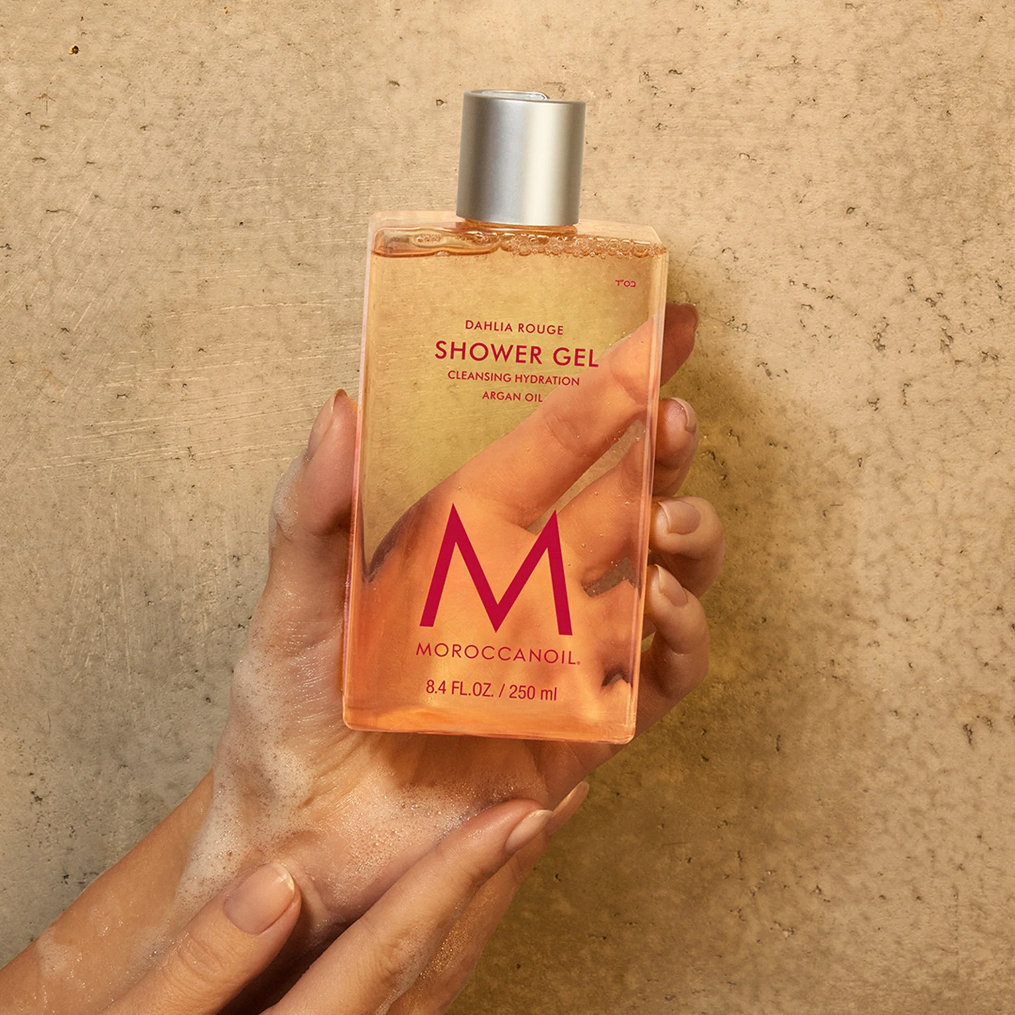 Moroccanoil Shower Gel Dahlia Rouge 250ml - Image 5