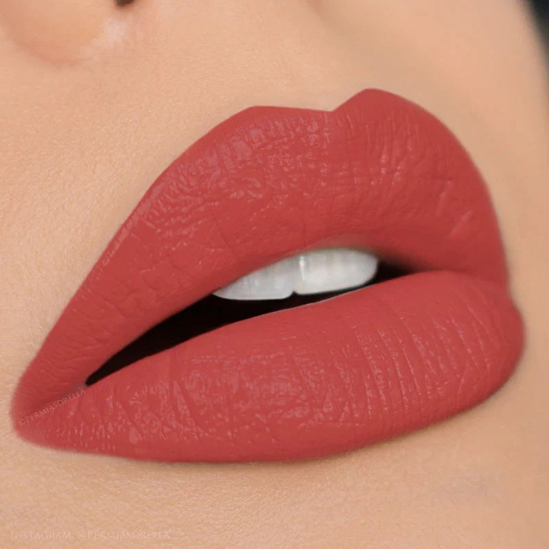 Youngblood Hydrating Liquid Lip Cream 4.5ml - Image 3
