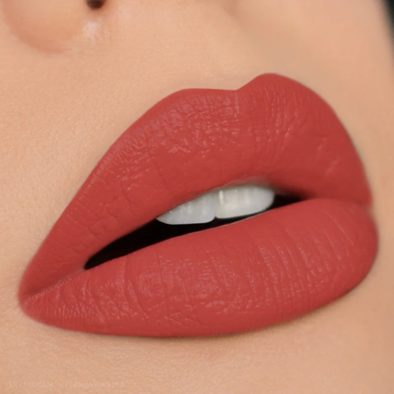 Youngblood Hydrating Liquid Lip Cream 4.5ml - Image 5